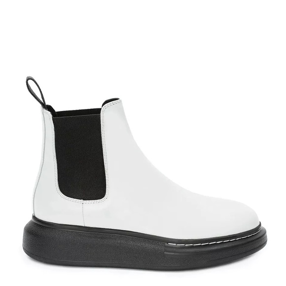 Alexander McQueen Leather Chelsea Boot White/Black 36 - Picture 1 of 7